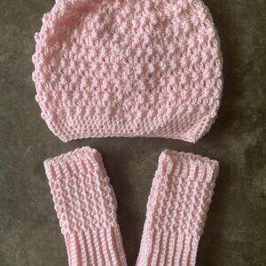 Crocheted Women's Slouchy Beanie & Glove Set